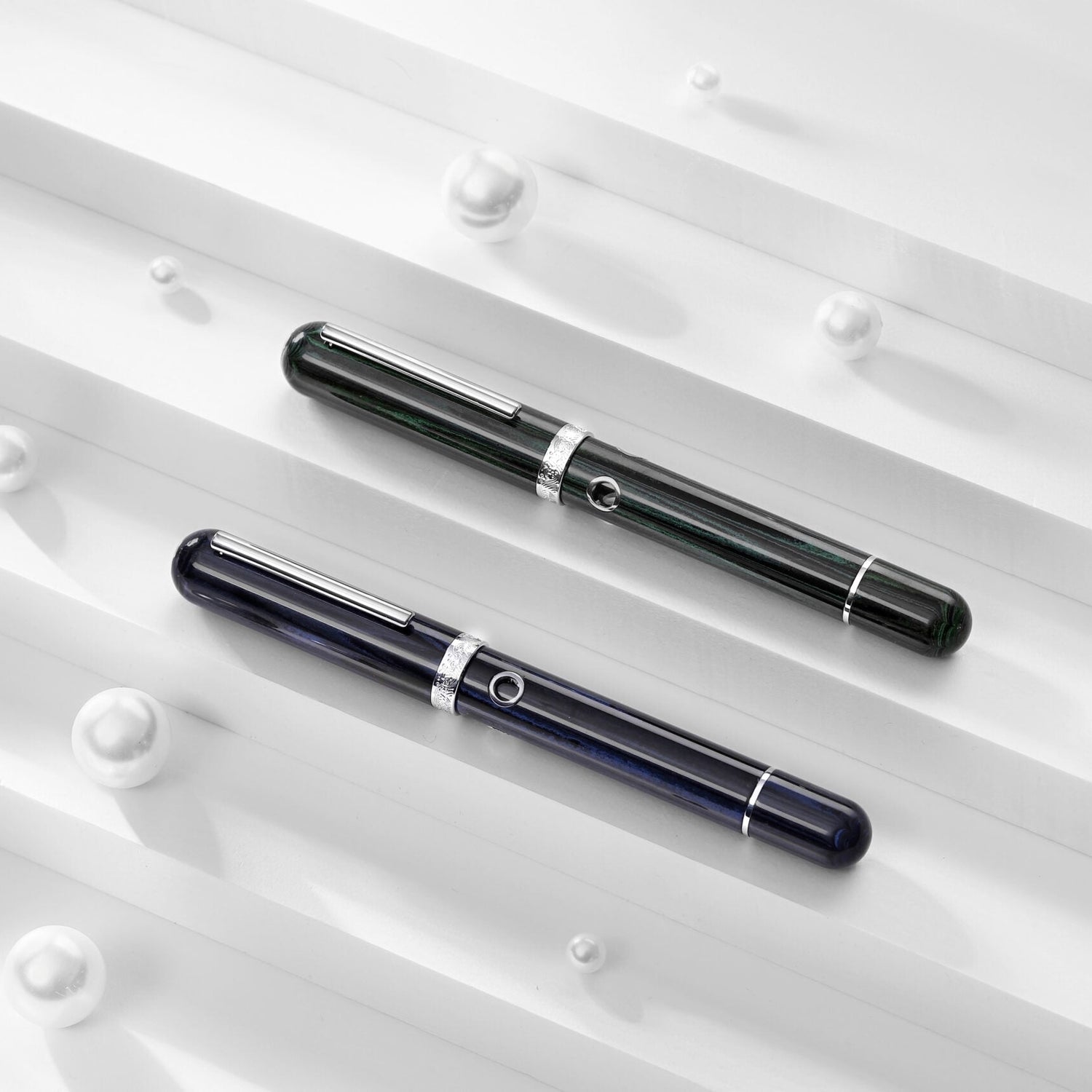 Nahvalur Nautilus Fountain Pen - Maylandia Blue