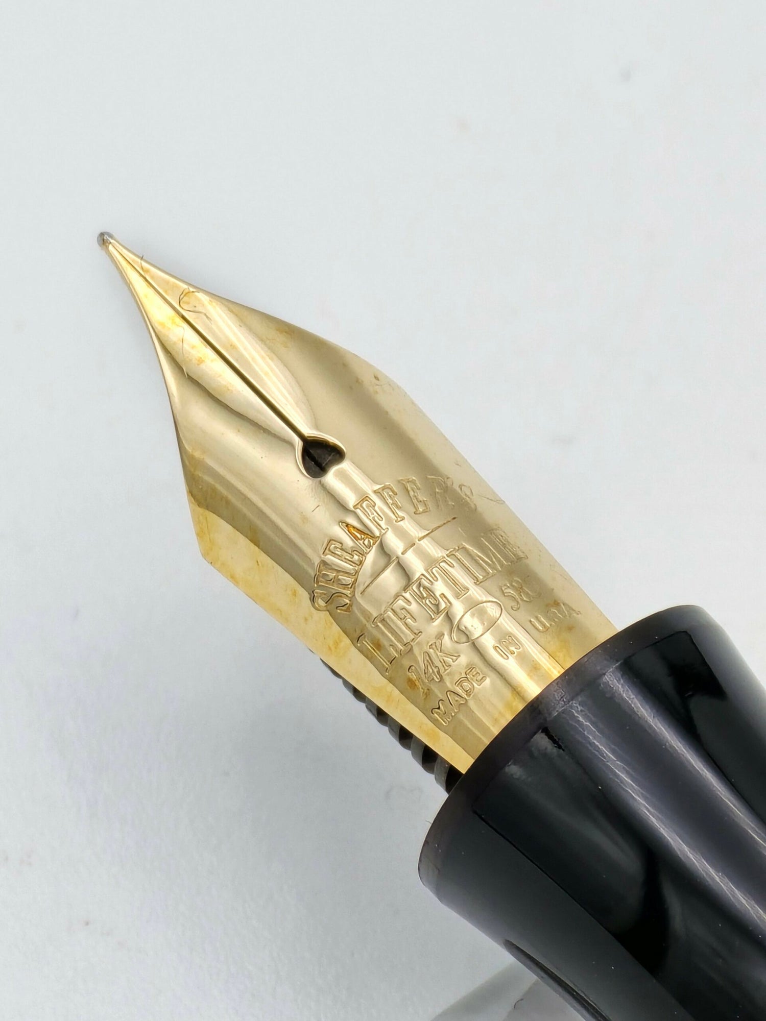 Sheaffer Levenger Connaisseur Yellow - 14k Fine Nib - Pre-Owned