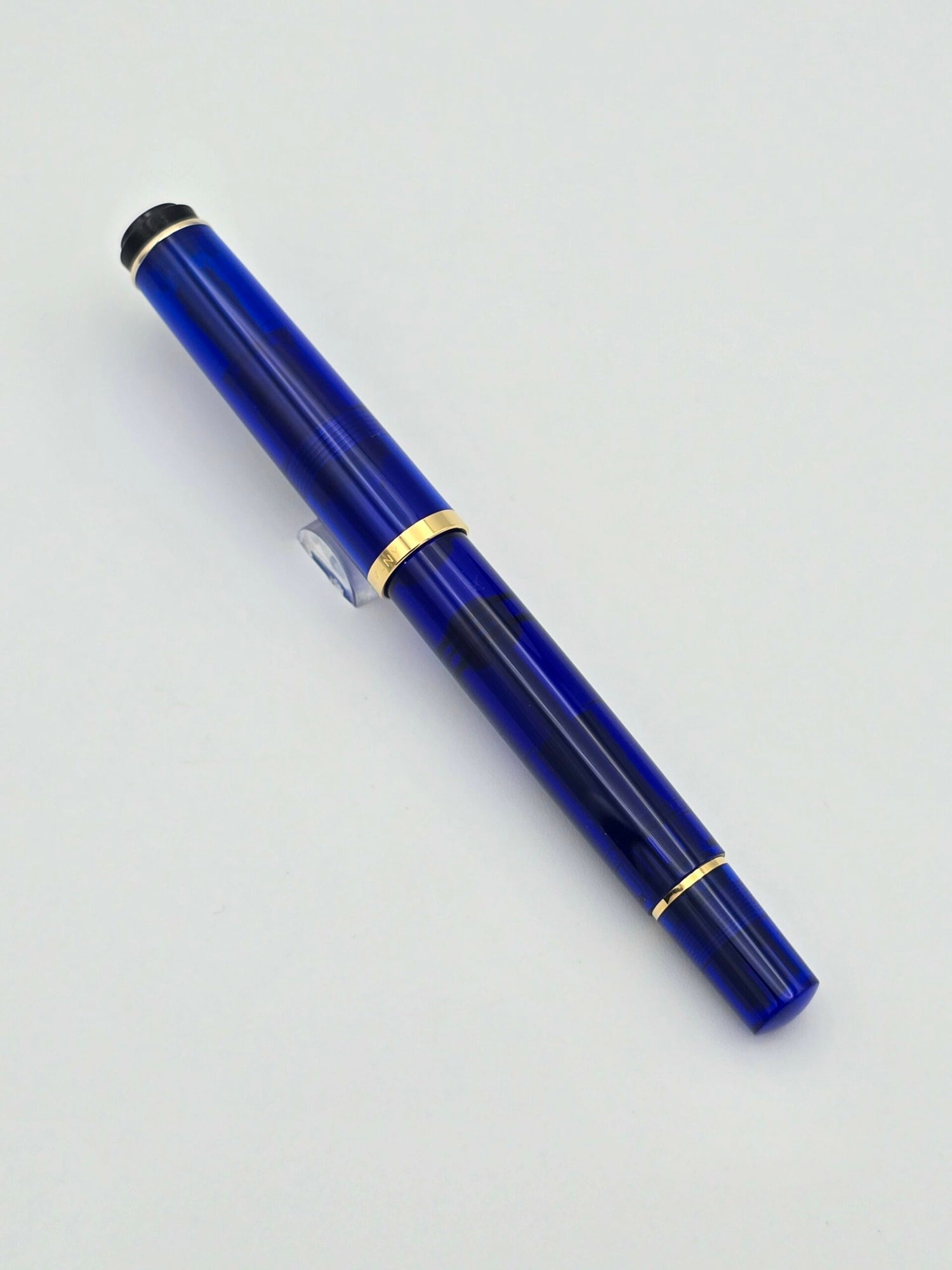Pelikan M200 Blue Demo Circa 2002 - Medium Steel Nib - Pre-Owned