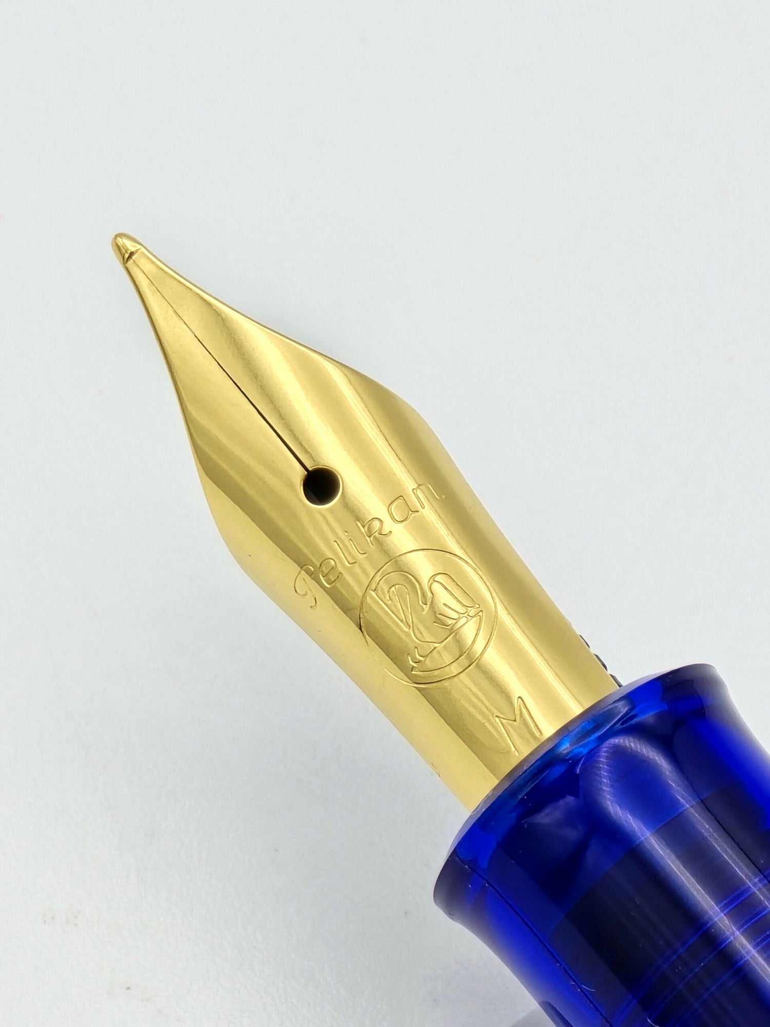 Pelikan M200 Blue Demo Circa 2002 - Medium Steel Nib - Pre-Owned