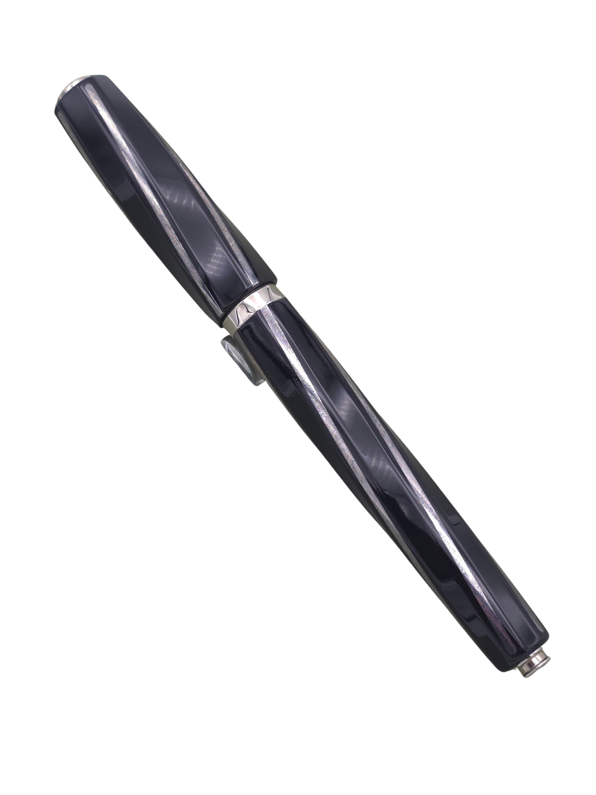 Visconti Divina Elegance Black - 14k Broad Nib - Pre-Owned