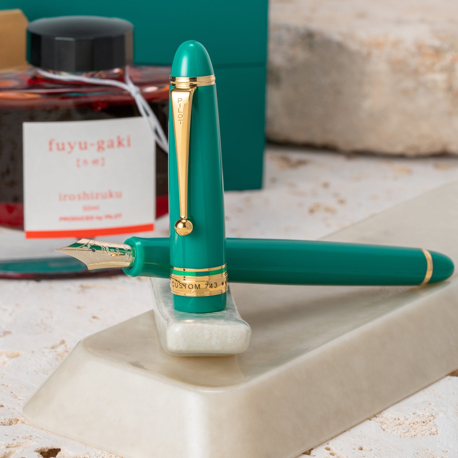 Pilot Custom 743 US Exclusive Verdigris Green