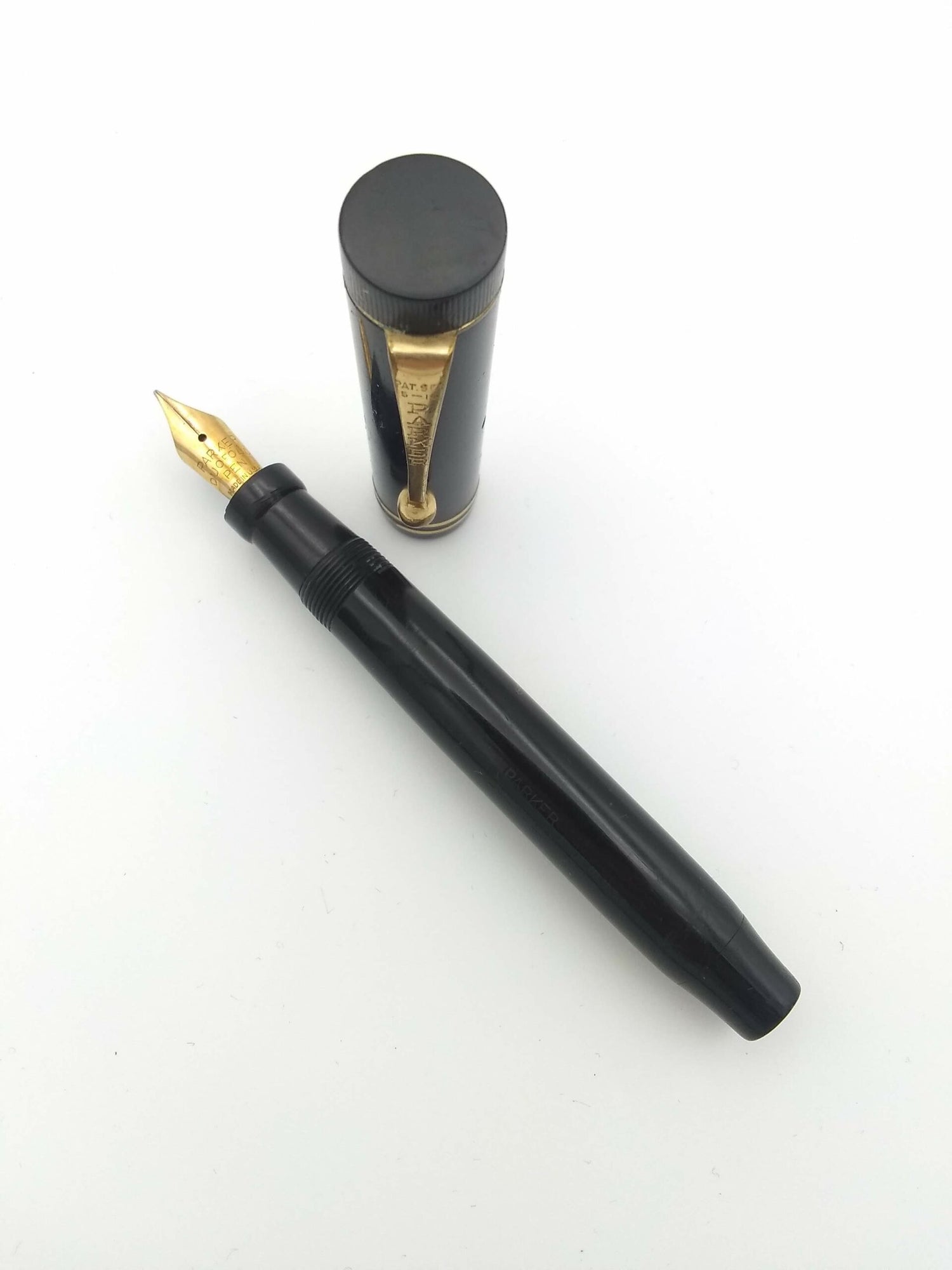 Parker Duofold Junior Black - 14k Medium Nib - Pre-Owned