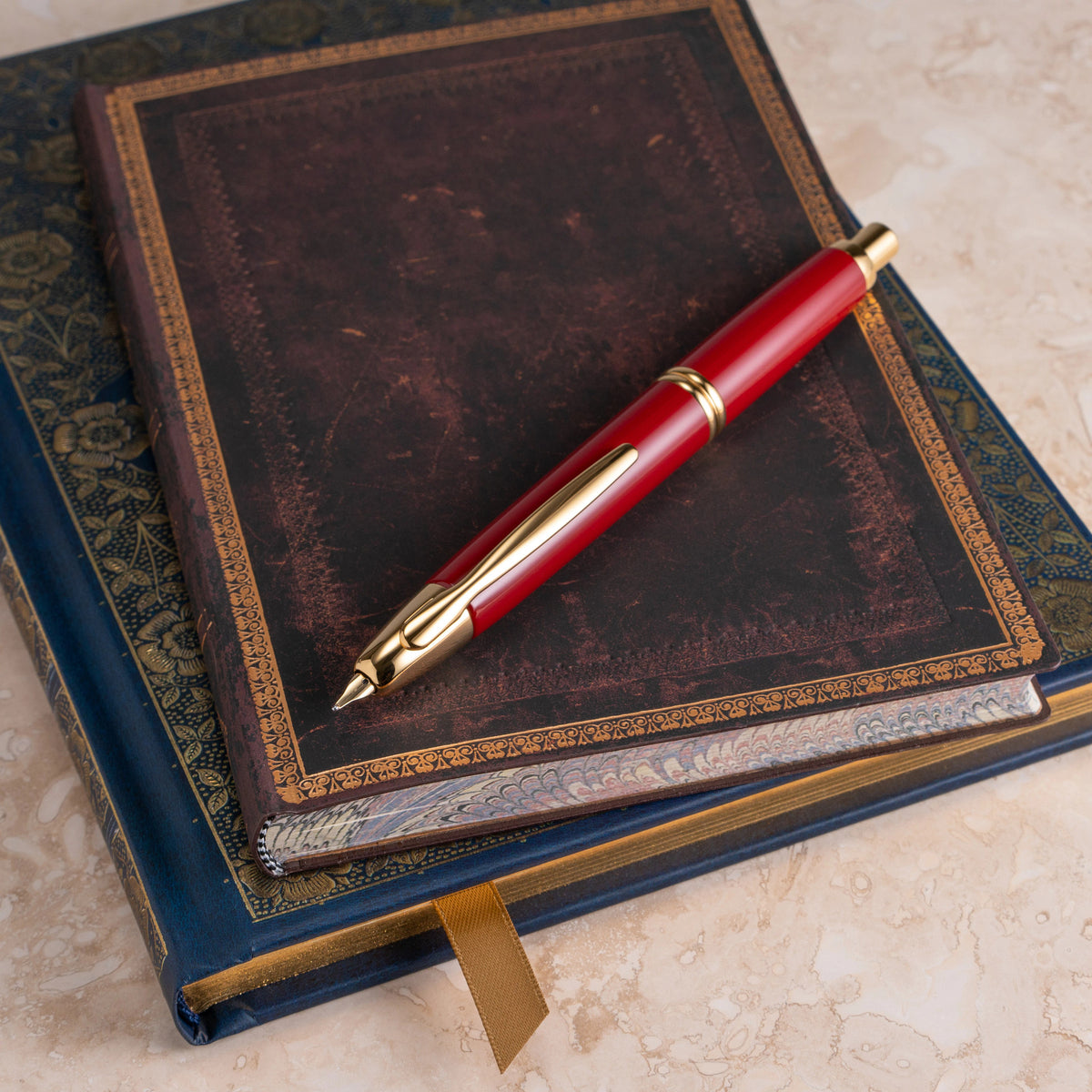 Pilot Vanishing Point Fountain Pen - Red & Gold