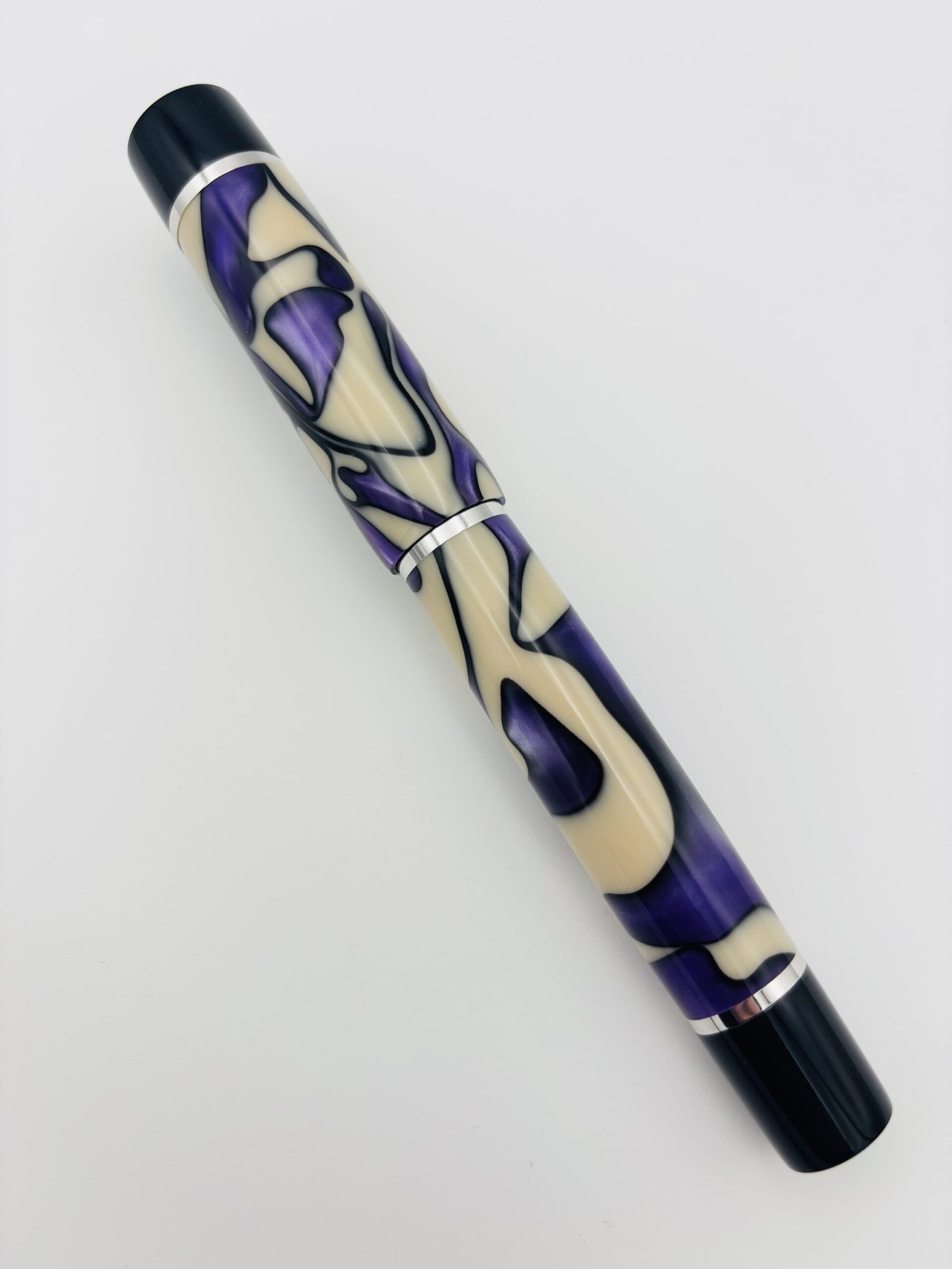 Bexley Classic Purple and Cream - Medium Steel Nib - Pre-Owned