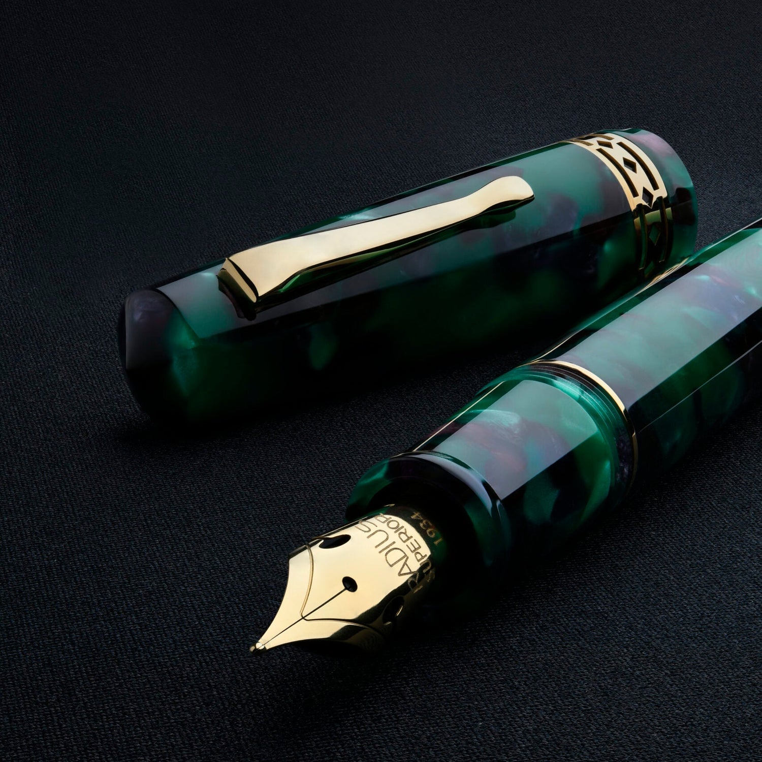 Radius 1934 Settimo Minerale Gold Trim